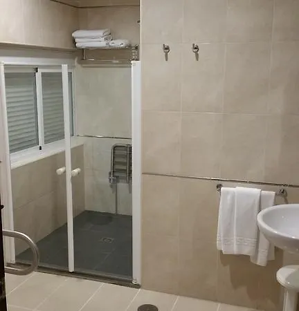 Hotel León 2*