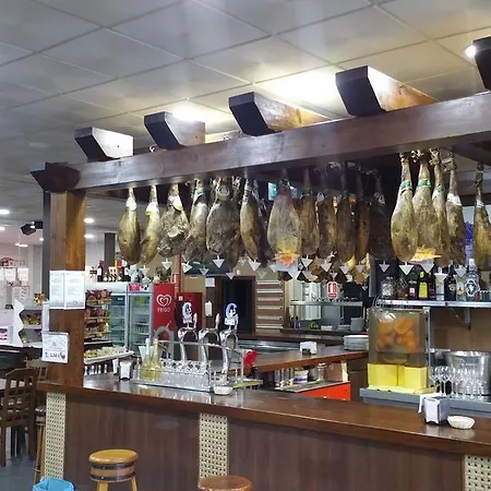 León Hotel